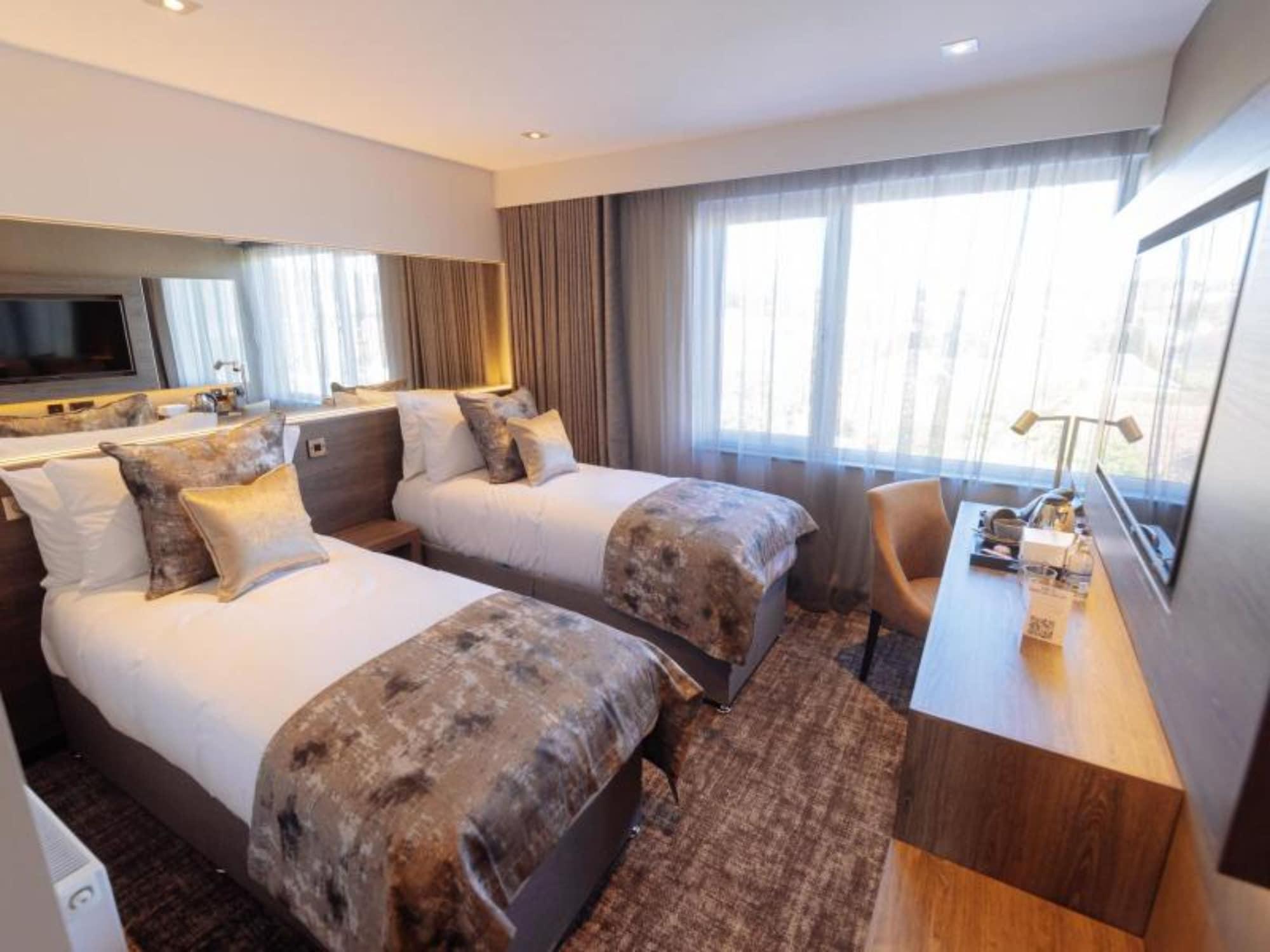 The Redhurst Hotel Glasgow Giffnock Buitenkant foto