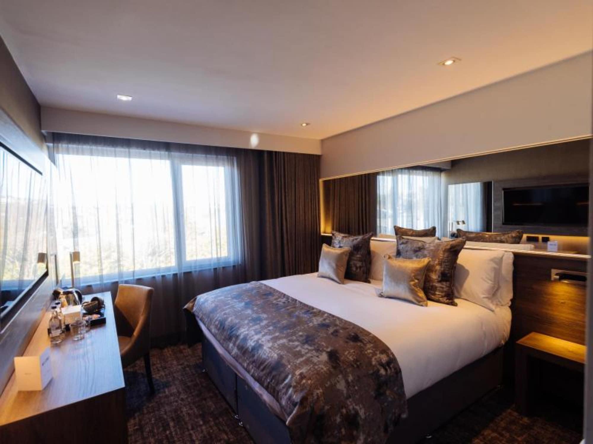 The Redhurst Hotel Glasgow Giffnock Buitenkant foto