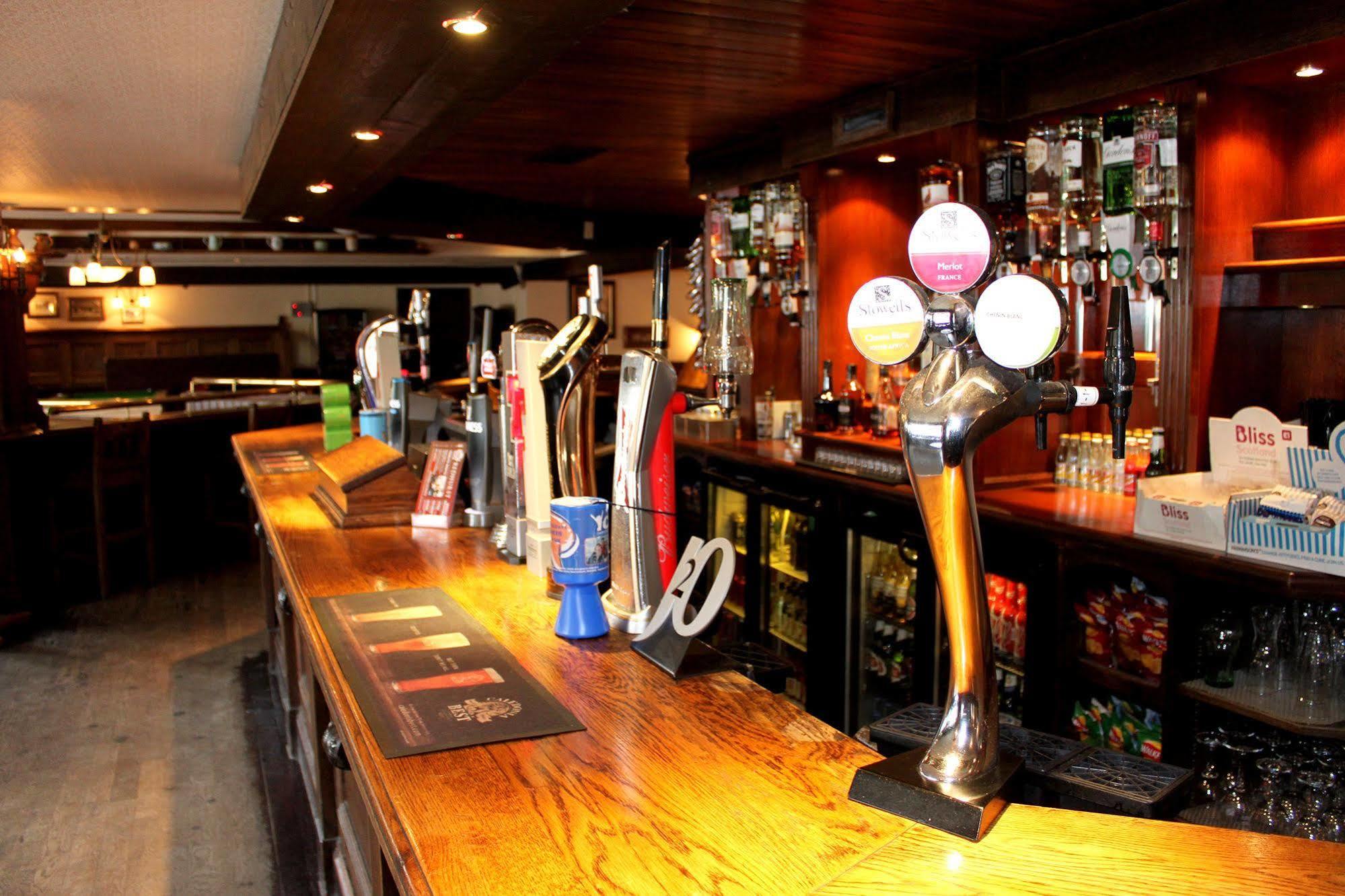 The Redhurst Hotel Glasgow Giffnock Buitenkant foto